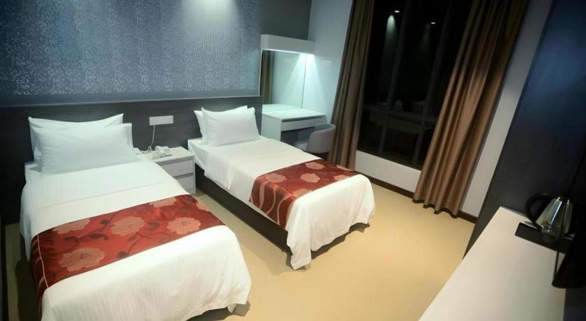 Star-Well Hotel Kuala Lipis Exteriör bild