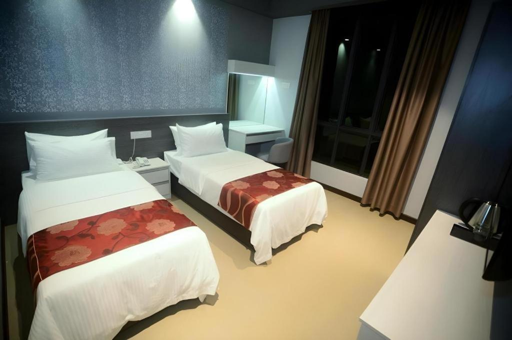 Star-Well Hotel Kuala Lipis Exteriör bild
