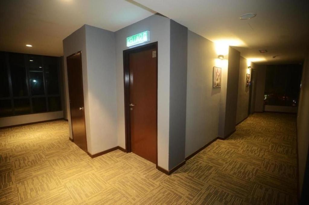 Star-Well Hotel Kuala Lipis Exteriör bild
