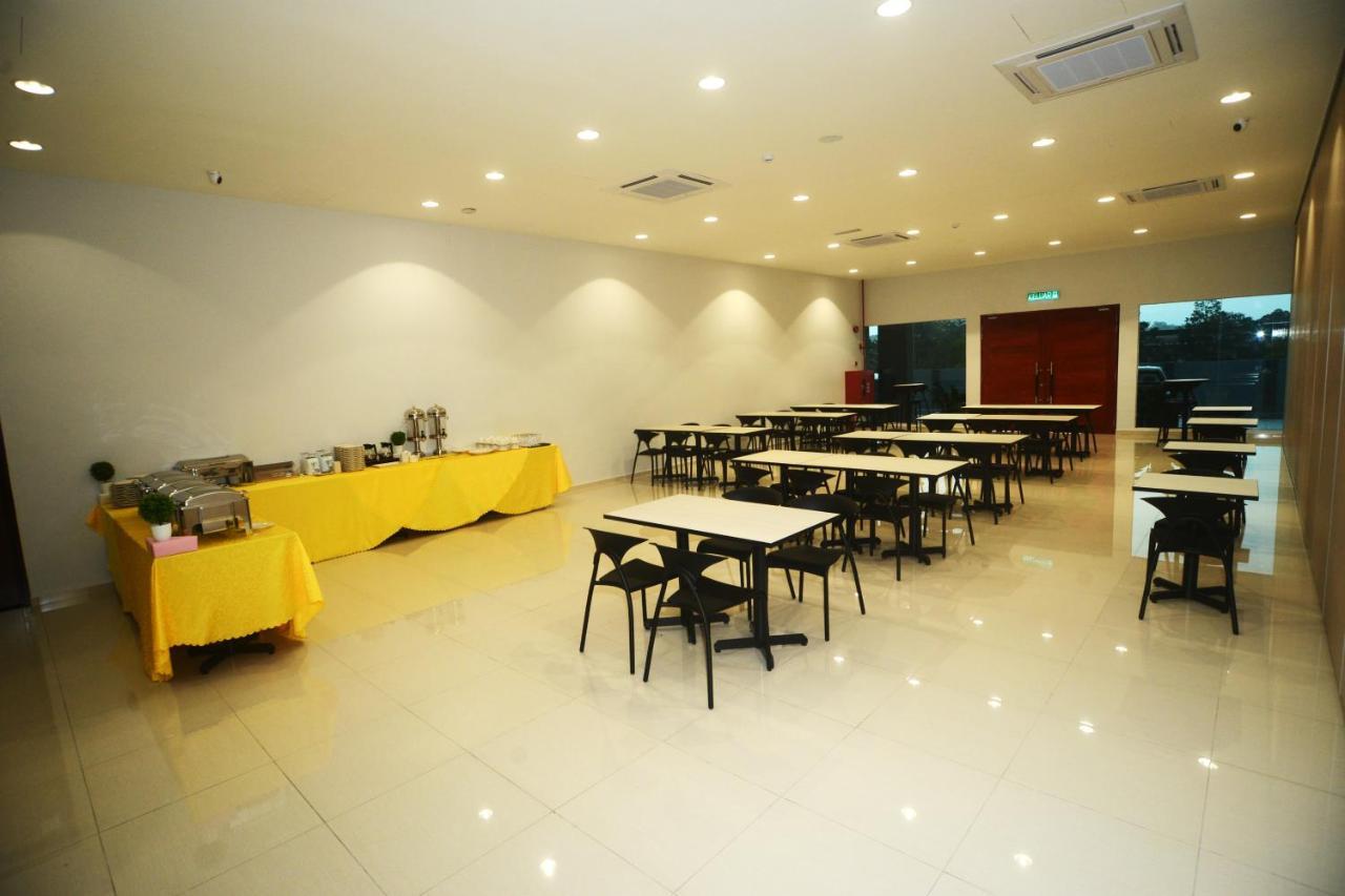 Star-Well Hotel Kuala Lipis Exteriör bild