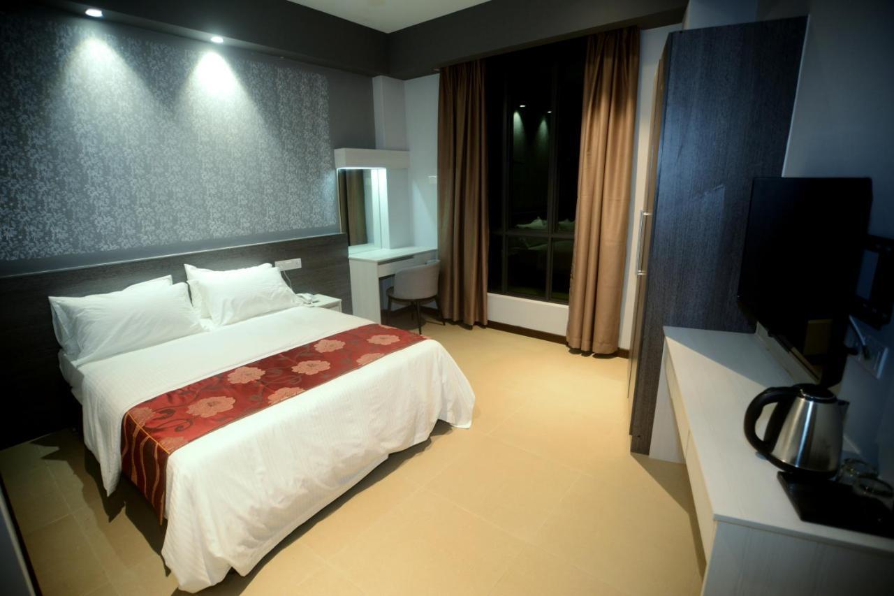 Star-Well Hotel Kuala Lipis Exteriör bild