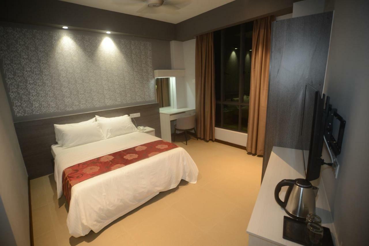 Star-Well Hotel Kuala Lipis Exteriör bild